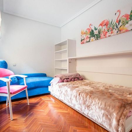 Bonita Habitacion Con Balcon Villaviciosa de Odón Екстериор снимка
