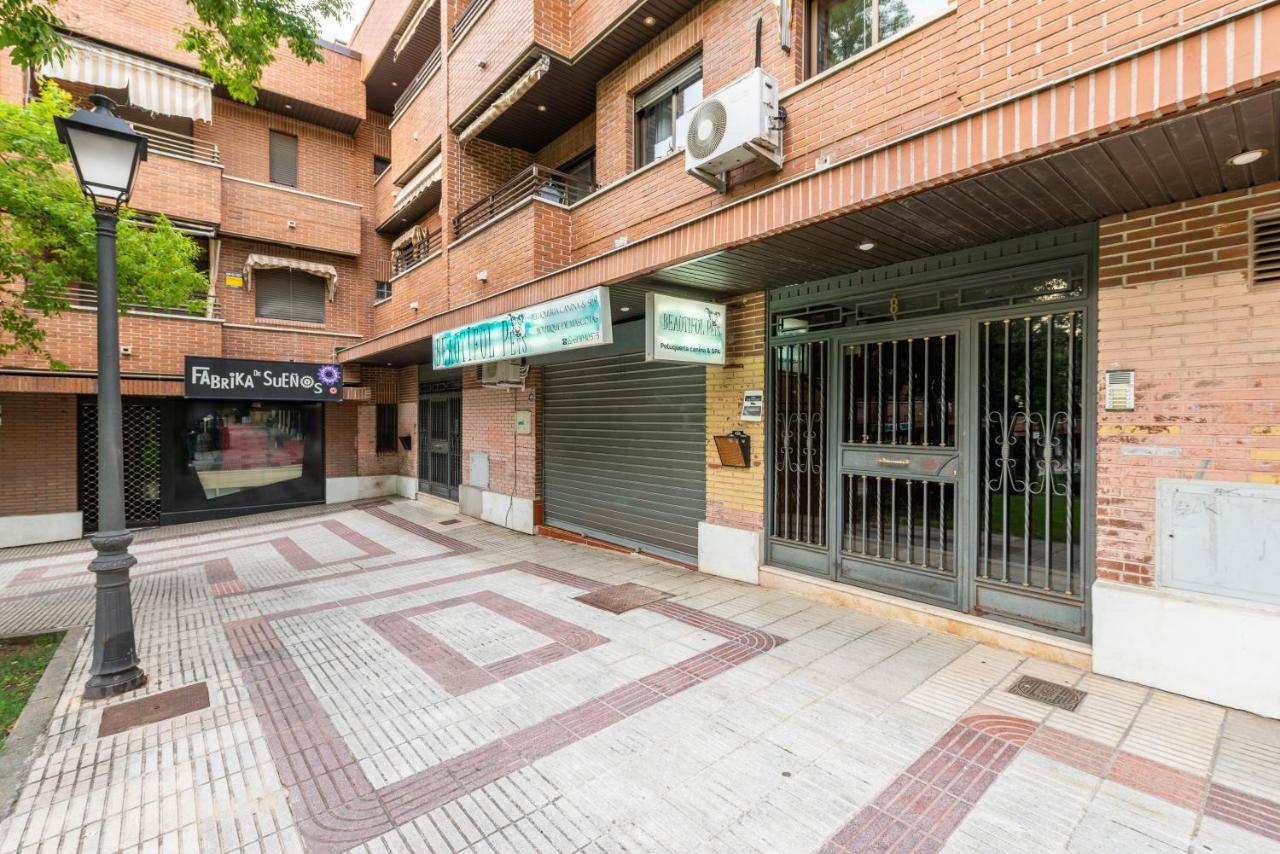 Bonita Habitacion Con Balcon Villaviciosa de Odón Екстериор снимка