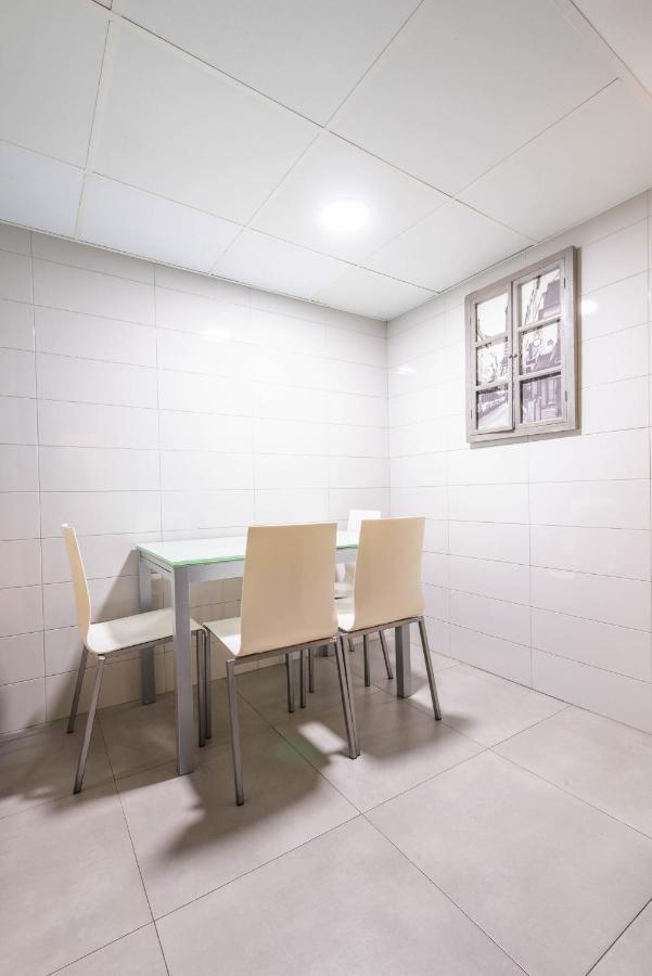 Bonita Habitacion Con Balcon Villaviciosa de Odón Екстериор снимка